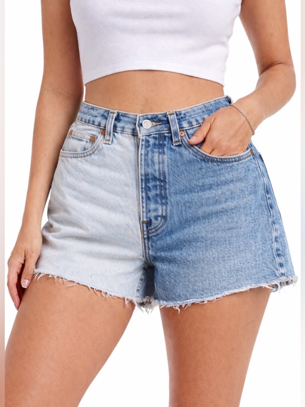 Levi’s 501 Two Tone Denim Cutoff Shorts Light Blue W31